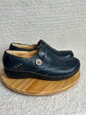 Clarks Unstructured Shoes Womens 7.5 Un.Loop Casual Comfort Ortho Loafer in Blue